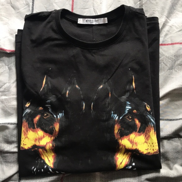 givenchy tee dog